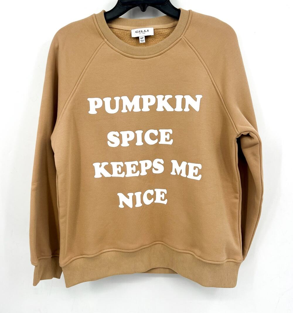GILLI Womens Pumpkin Spice Keeps Me Nice Crew Sweatshirt Medium Petite Tan NWOT